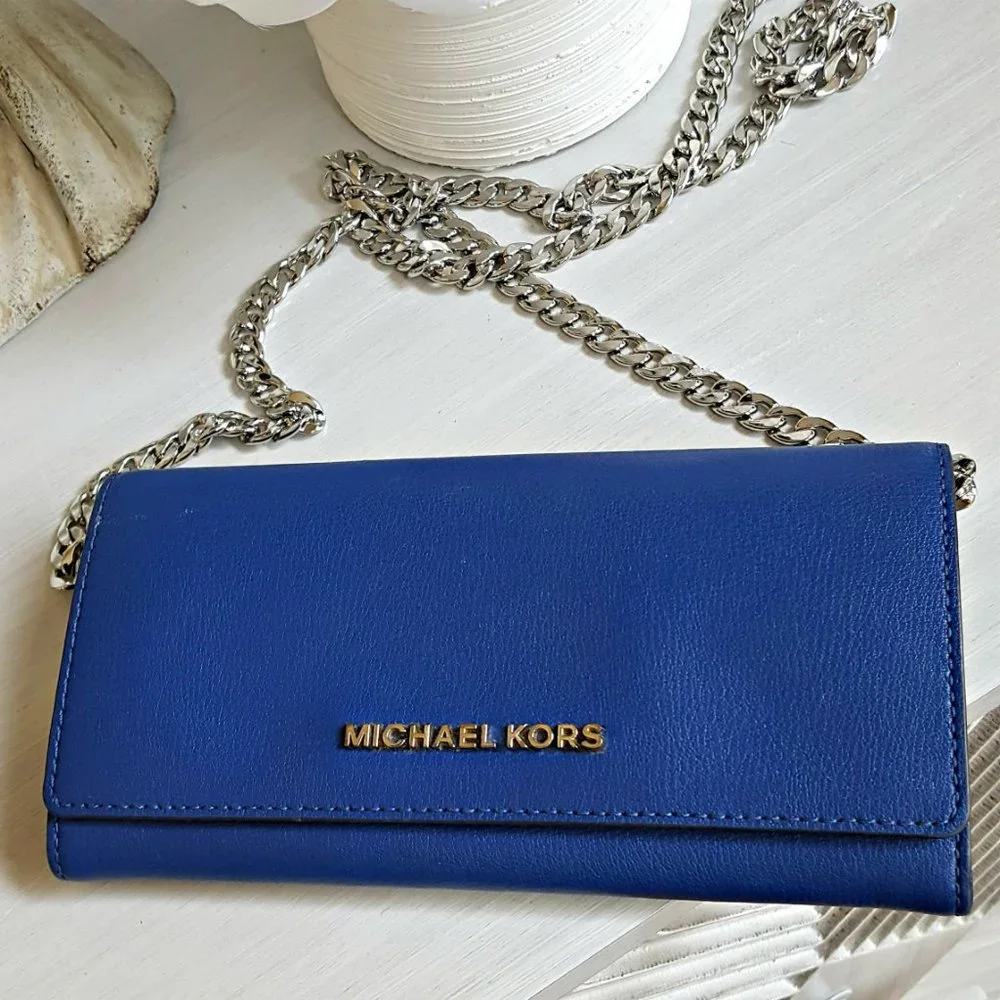 MICHAEL KORS Blue WALLET W/CHAIN